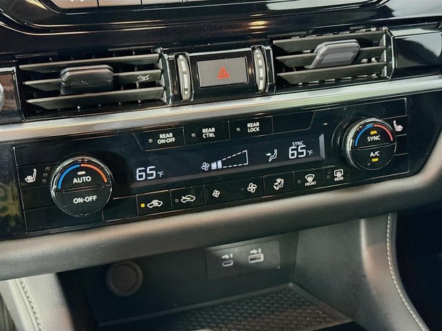 Certified 2023 Nissan Pathfinder SV image 17