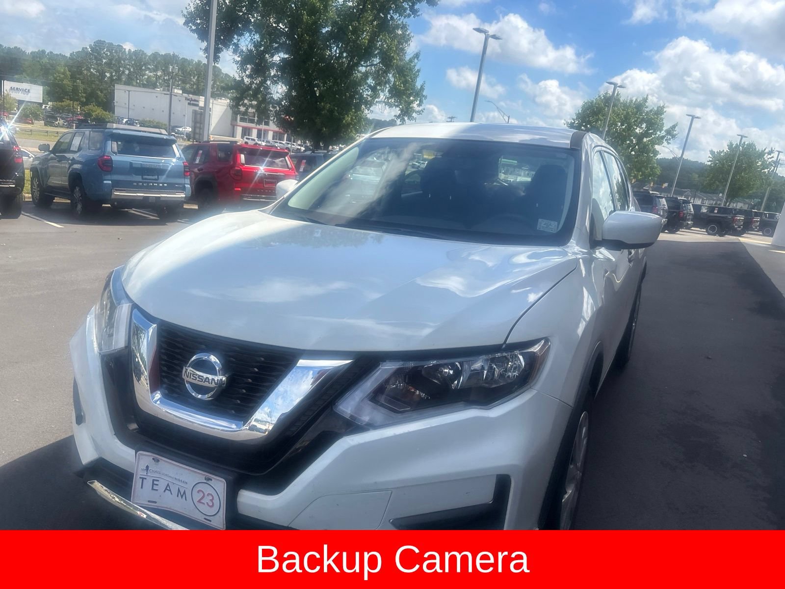 Used 2017 Nissan Rogue S AWD/4WD image 4