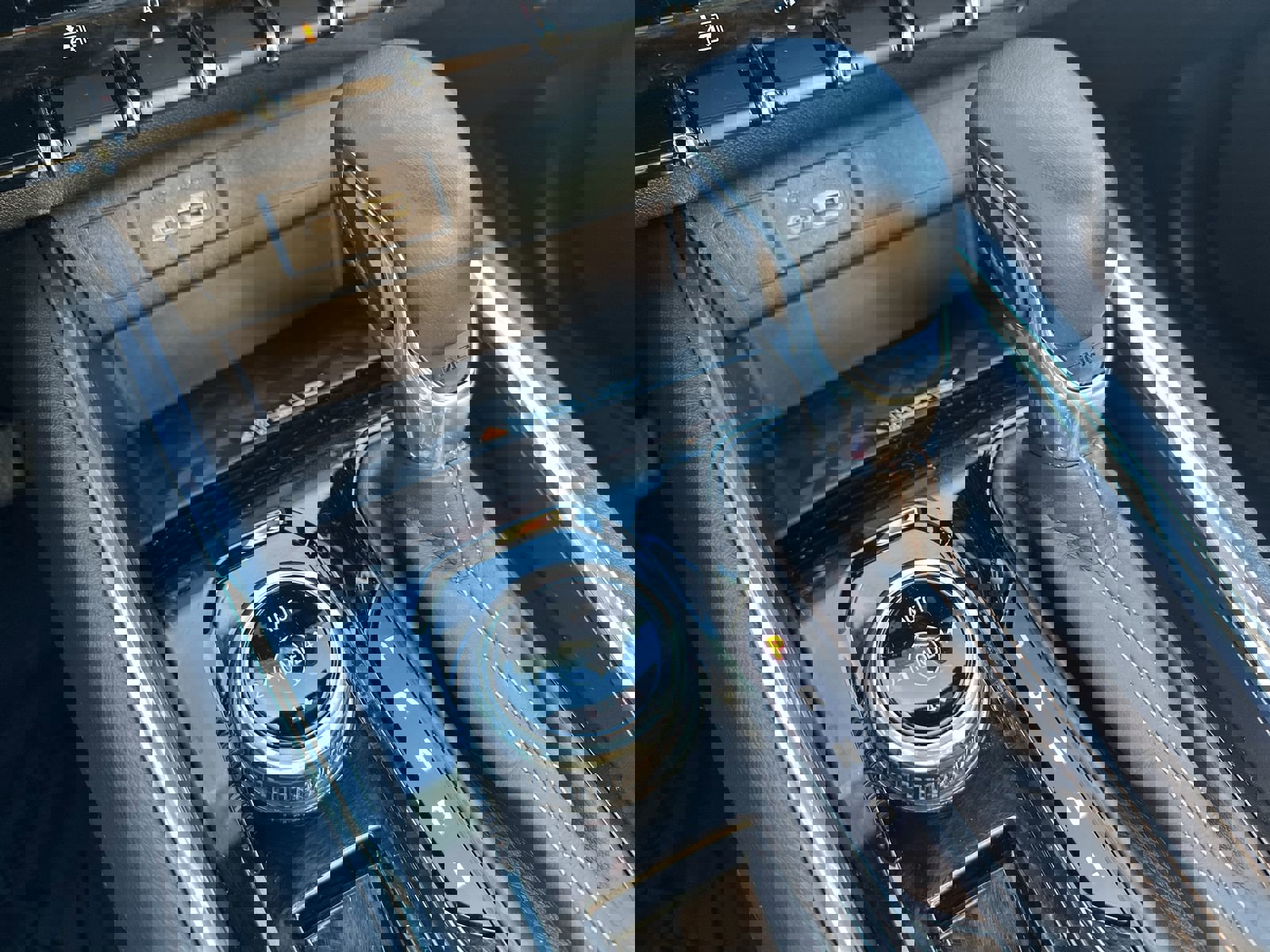 Used 2023 GMC Canyon AT4 w/ LPO, Sports Bar Package image 30