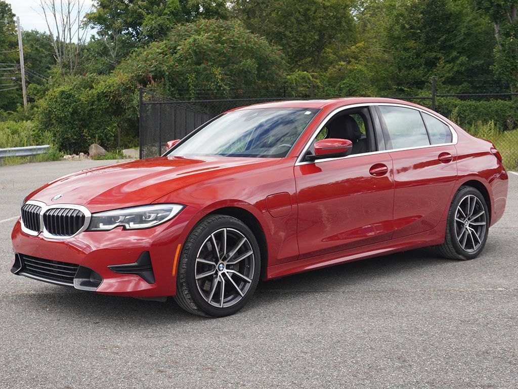 Used 2021 BMW 330e w/ Convenience Package RWD image 10