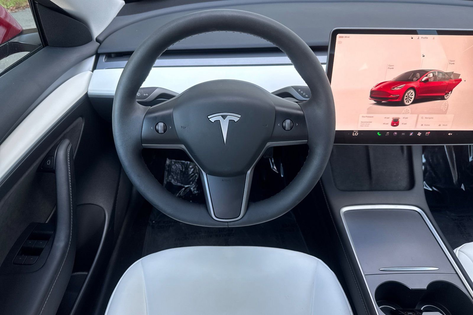 Used 2023 Tesla Model 3 Standard Range image 14