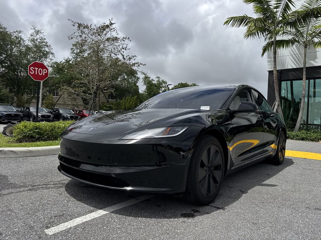 Used 2025 Tesla Model 3 Long Range image 31