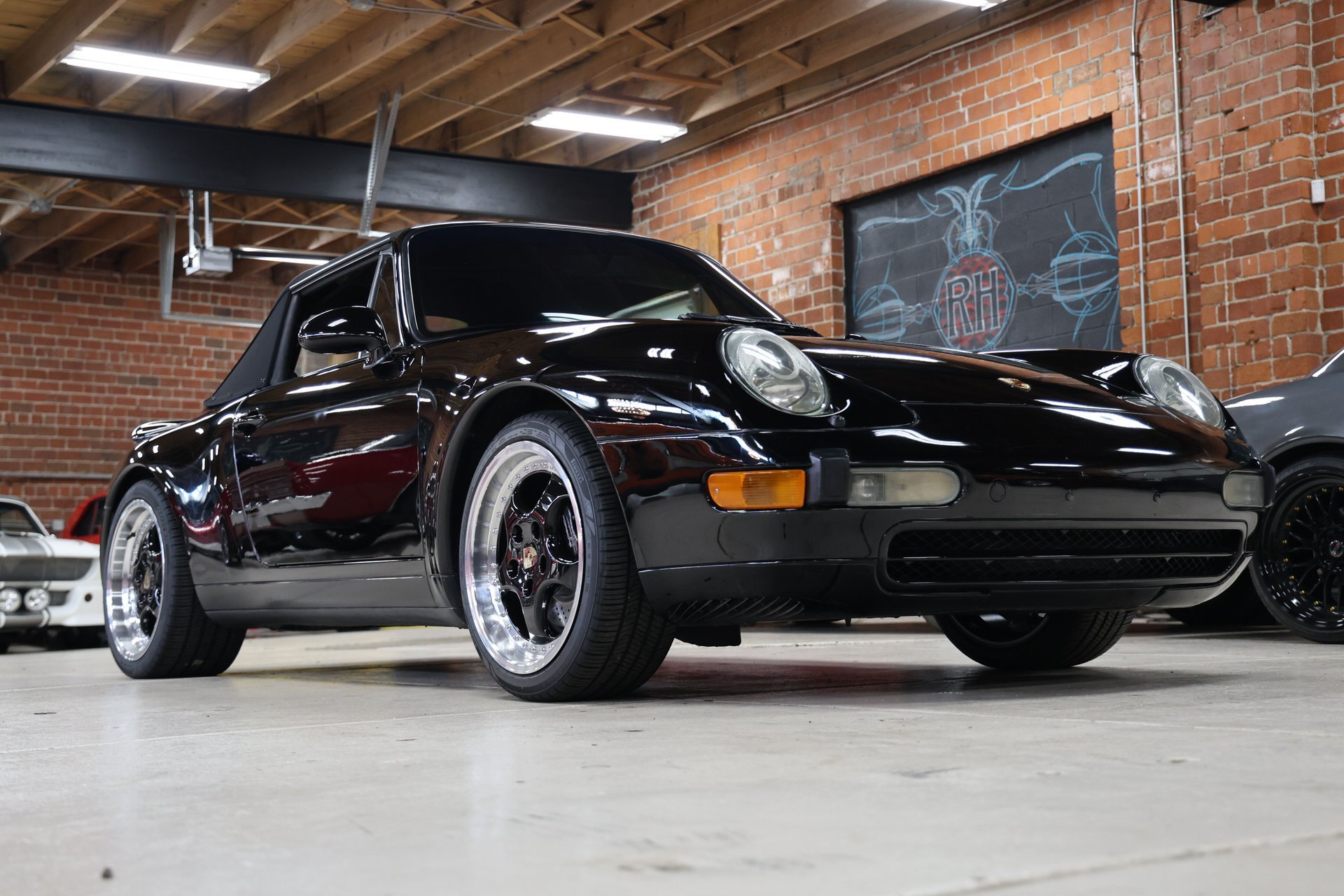 Used 1995 Porsche 911 Cabriolet image 4