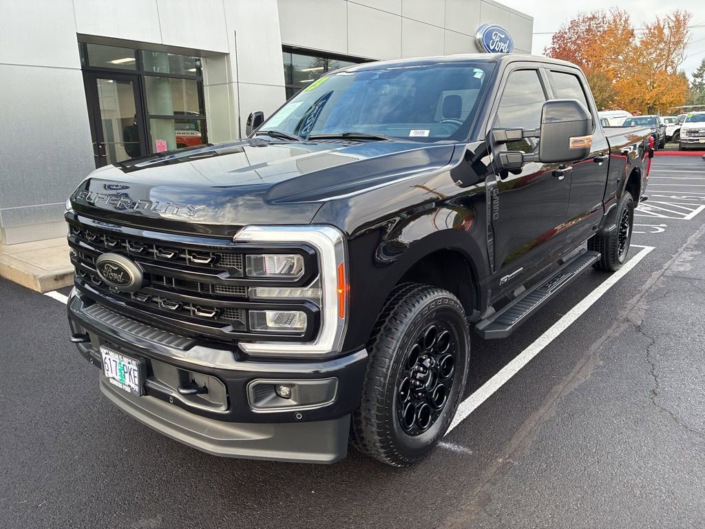 Used 2023 Ford F250 Lariat w/ Lariat Ultimate Package image 3