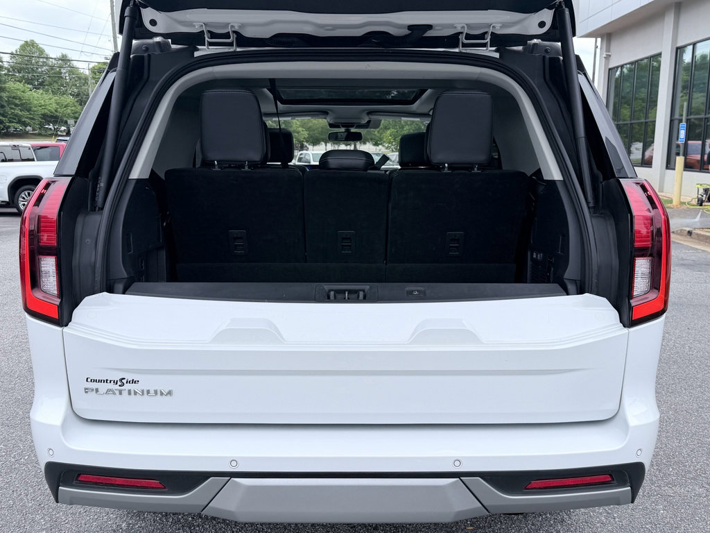 Used 2025 Ford Expedition Platinum AWD/4WD image 9