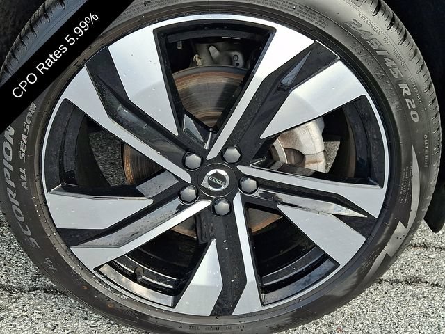 Certified 2023 Volvo XC40 B5 Plus w/ Driver Assist Package AWD/4WD image 10