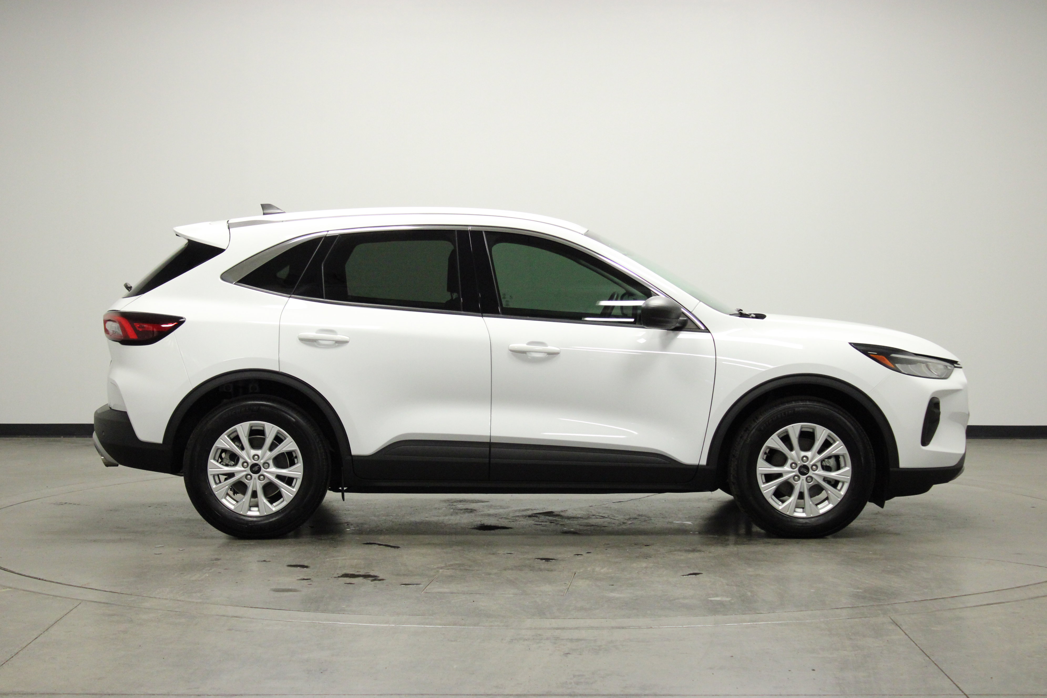 Used 2024 Ford Escape Active w/ Tech Pack #1 image 9