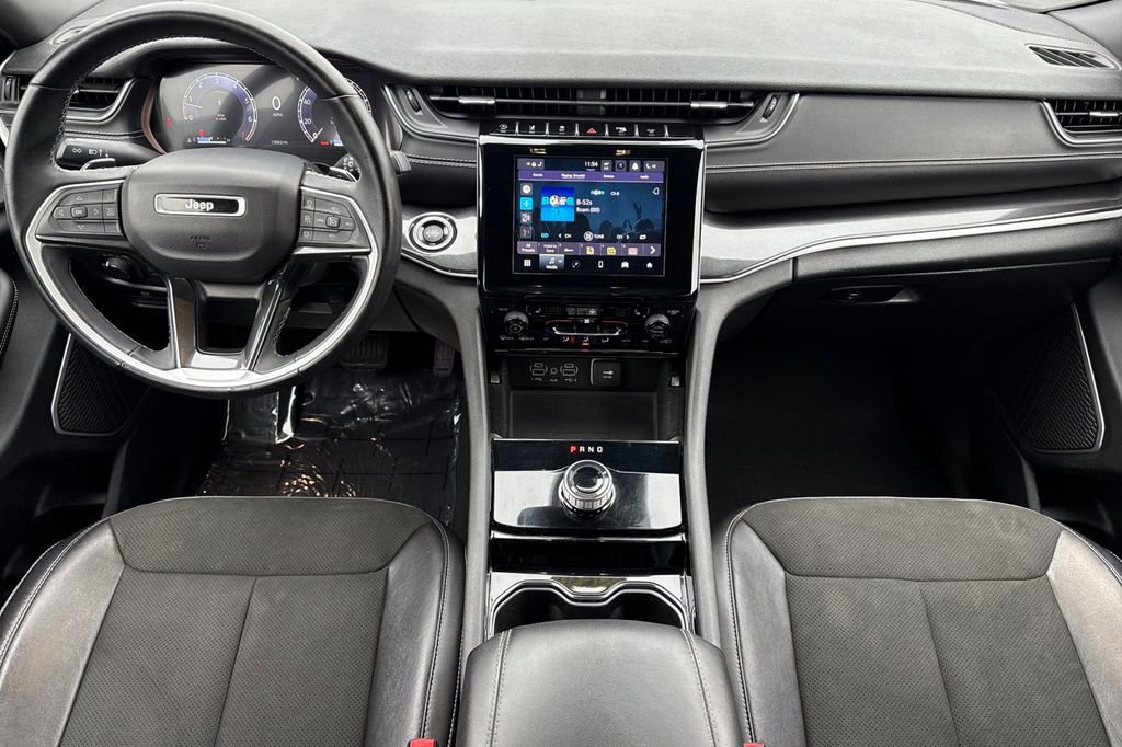 Used 2022 Jeep Grand Cherokee Altitude image 21