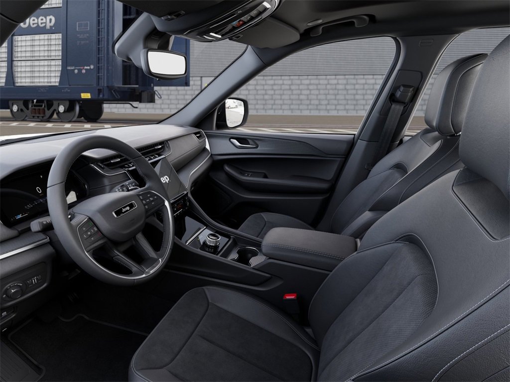 New 2025 Jeep Grand Cherokee L Altitude image 22