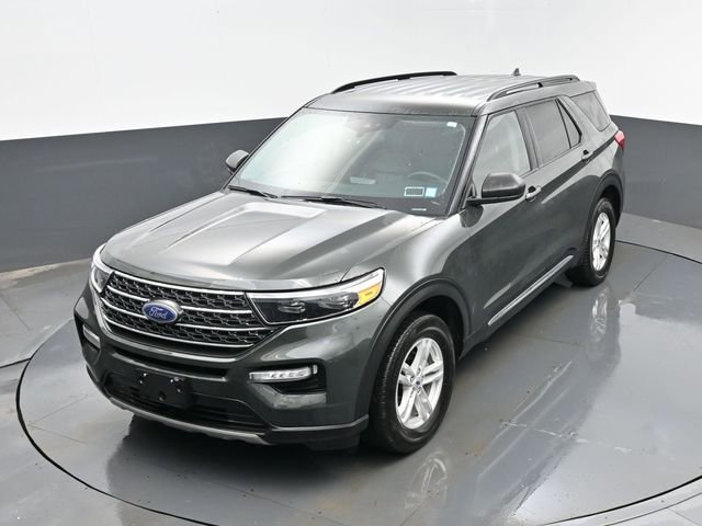 Used 2022 Ford Explorer XLT w/ Equipment Group 202A image 22