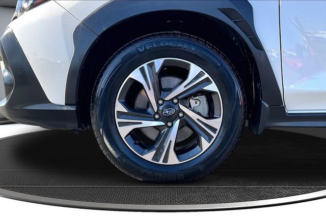 Used 2024 Subaru Crosstrek 2.0i Premium image 32