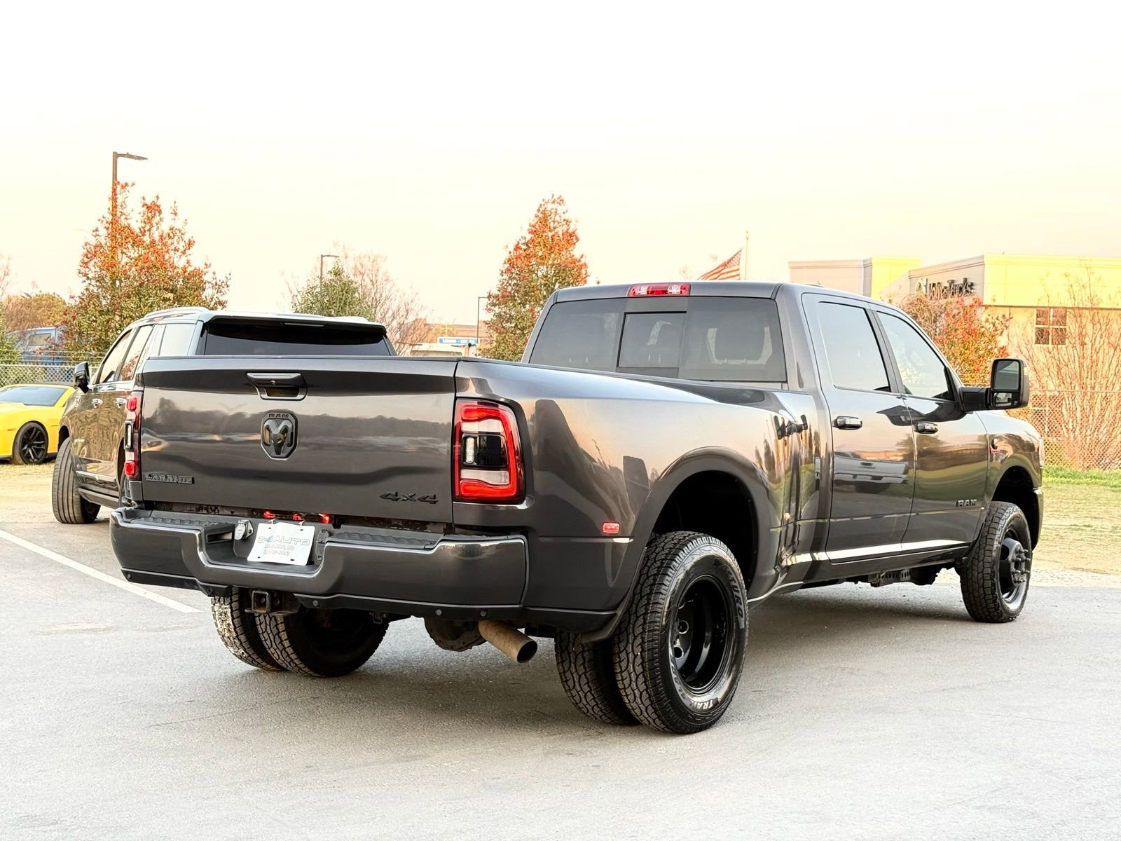 Used 2023 RAM 3500 Laramie image 13