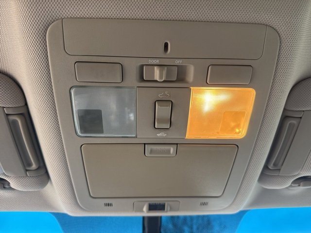 Used 2008 INFINITI M35 x w/ Technology Pkg image 27