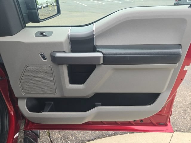 Used 2016 Ford F150 XLT w/ Equipment Group 302A Luxury AWD/4WD image 21