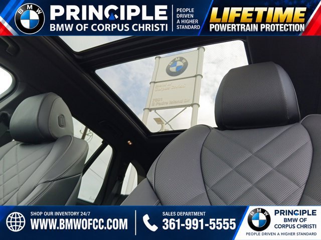 New 2026 BMW X5 xDrive50e AWD/4WD image 31