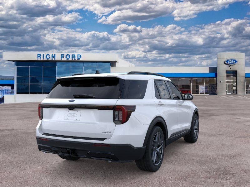 New 2026 Ford Explorer ST-Line w/ ST-Line Street Pack AWD/4WD image 8