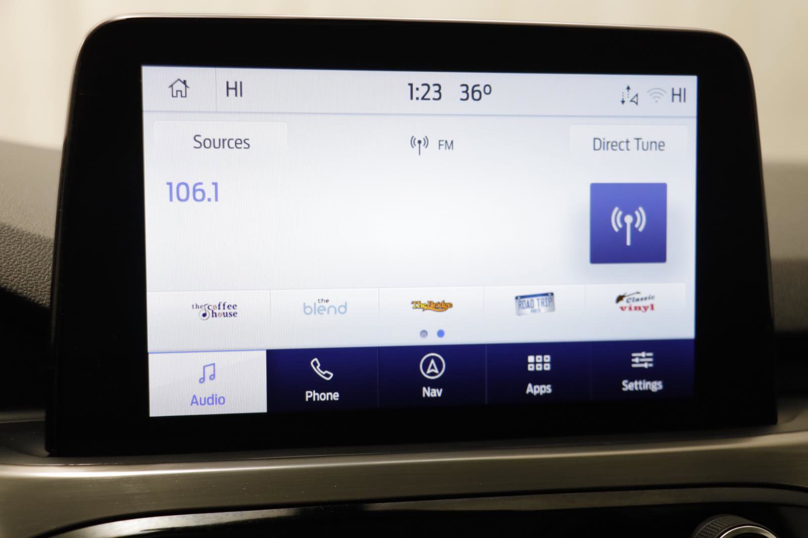 Used 2022 Ford Escape Titanium image 10