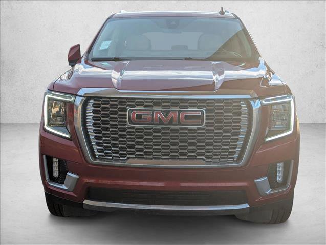 Used 2021 GMC Yukon Denali image 2