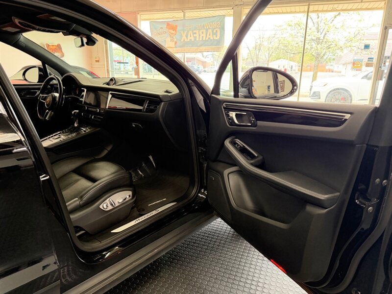 Used 2019 Porsche Macan S AWD/4WD image 31