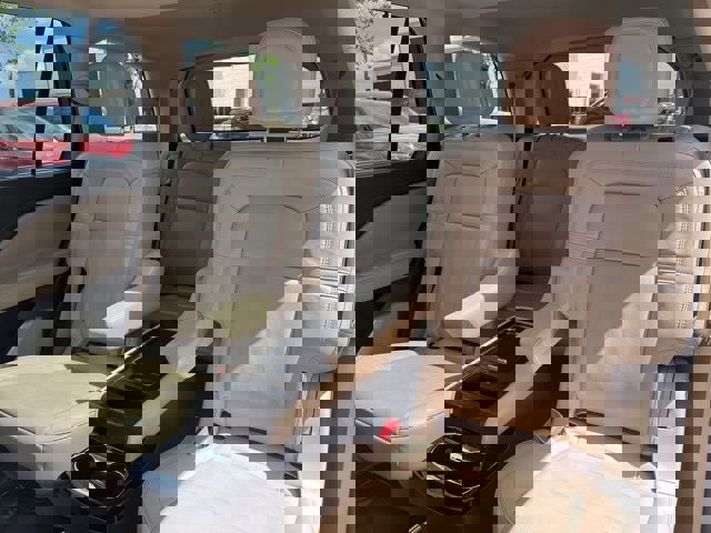 Used 2023 Lincoln Aviator Reserve w/ Equipment Group 201A image 13