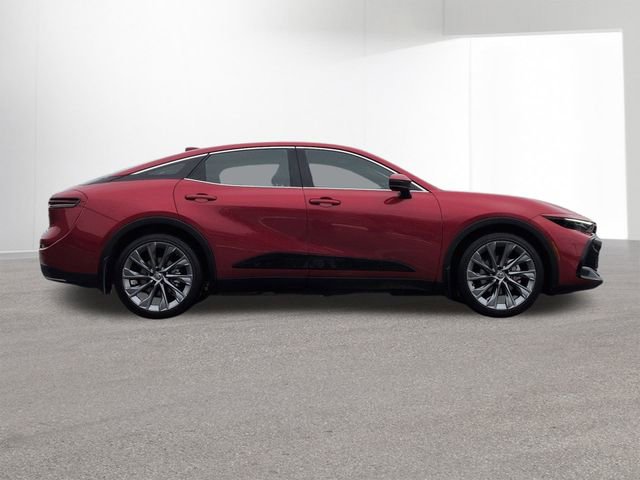 Certified 2023 Toyota Crown Limited image 4