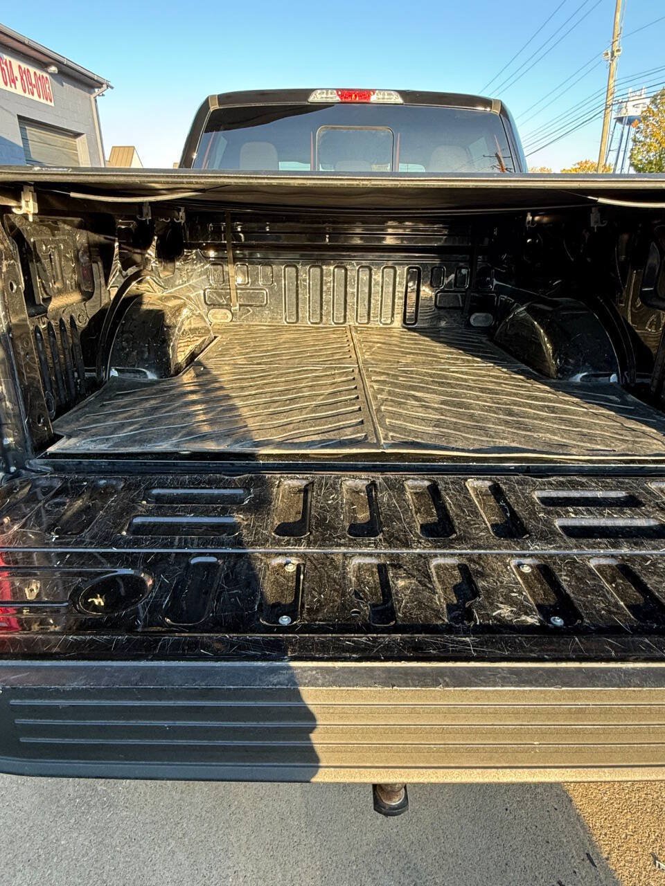 Used 2019 Ford F150 XLT w/ Equipment Group 302A Luxury AWD/4WD image 19