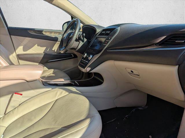 Used 2017 Lincoln MKC Reserve w/ Lincoln MKC Climate Package image 15