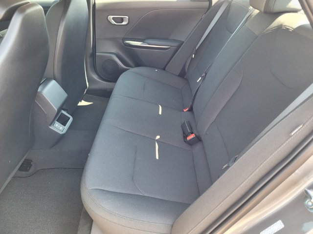 New 2026 Kia K4 FWD image 18