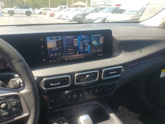New 2026 Nissan Sentra SR w/ SR Premium Package FWD image 16