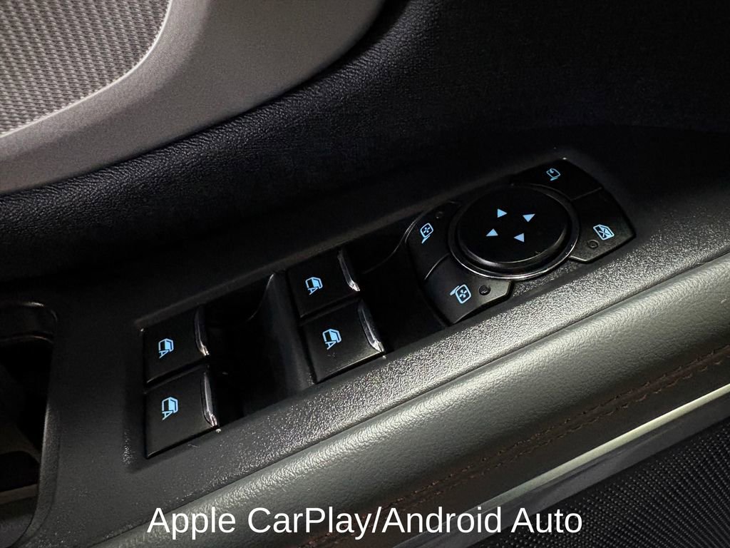 Used 2025 Ford Expedition Active image 16