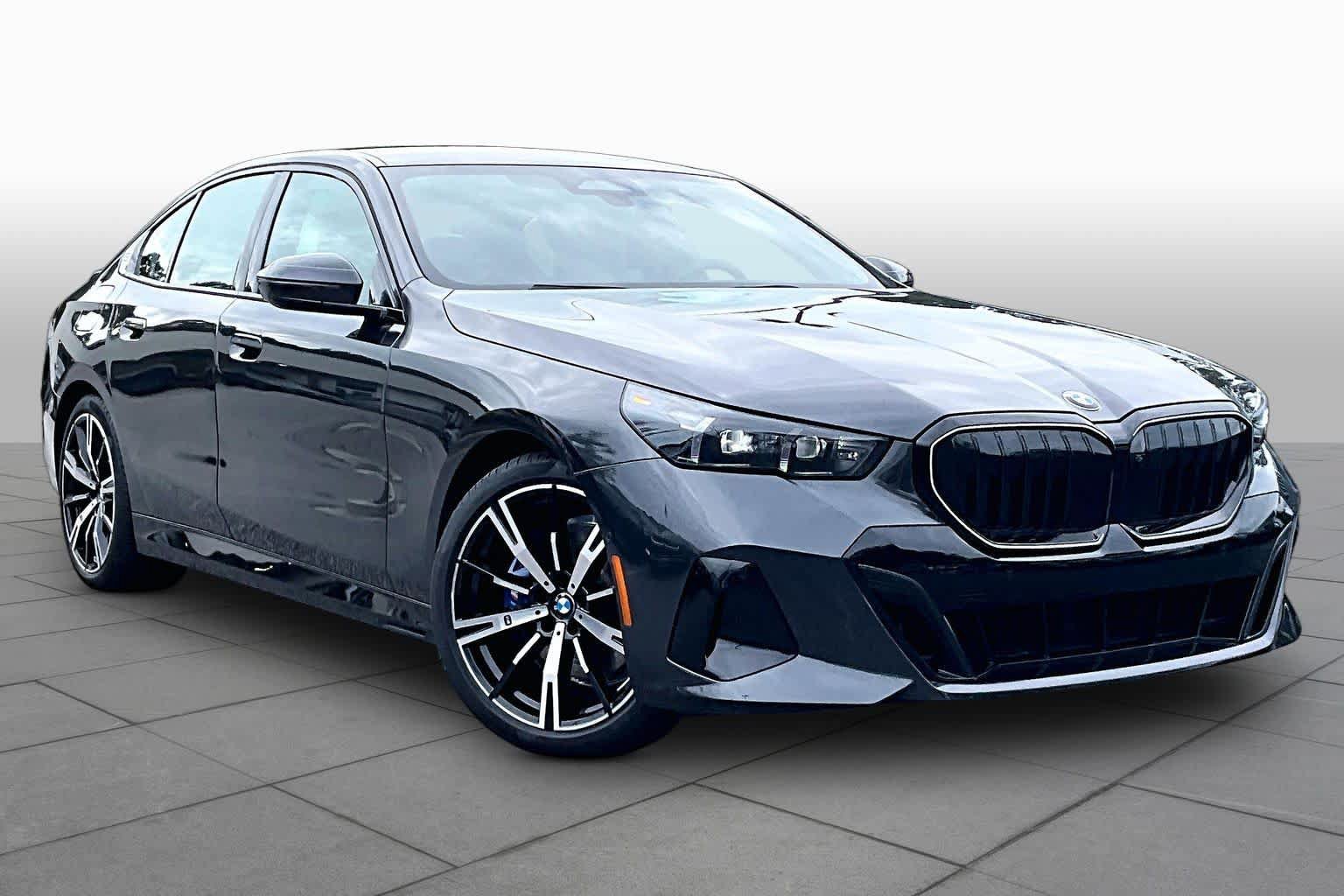 Certified 2026 BMW 530i w/ Executive Package RWD image 3