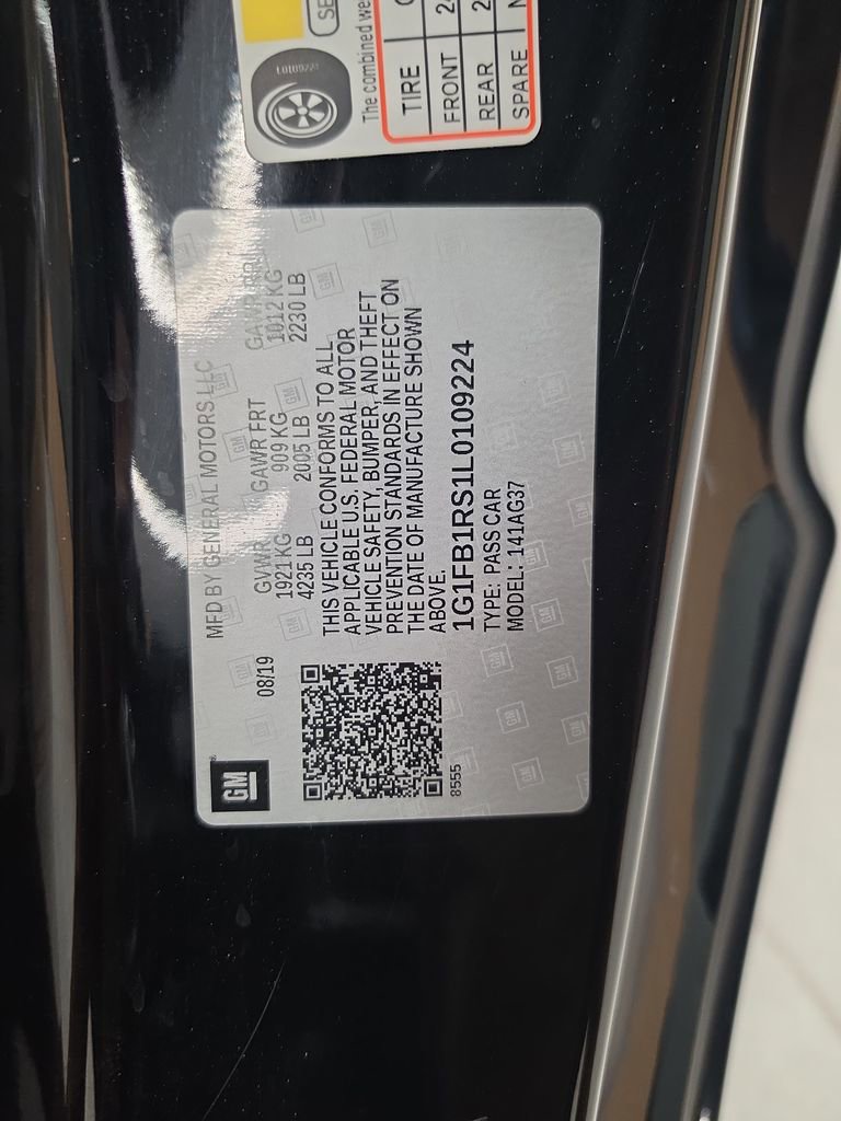 Used 2020 Chevrolet Camaro LT w/ RS Package RWD image 38