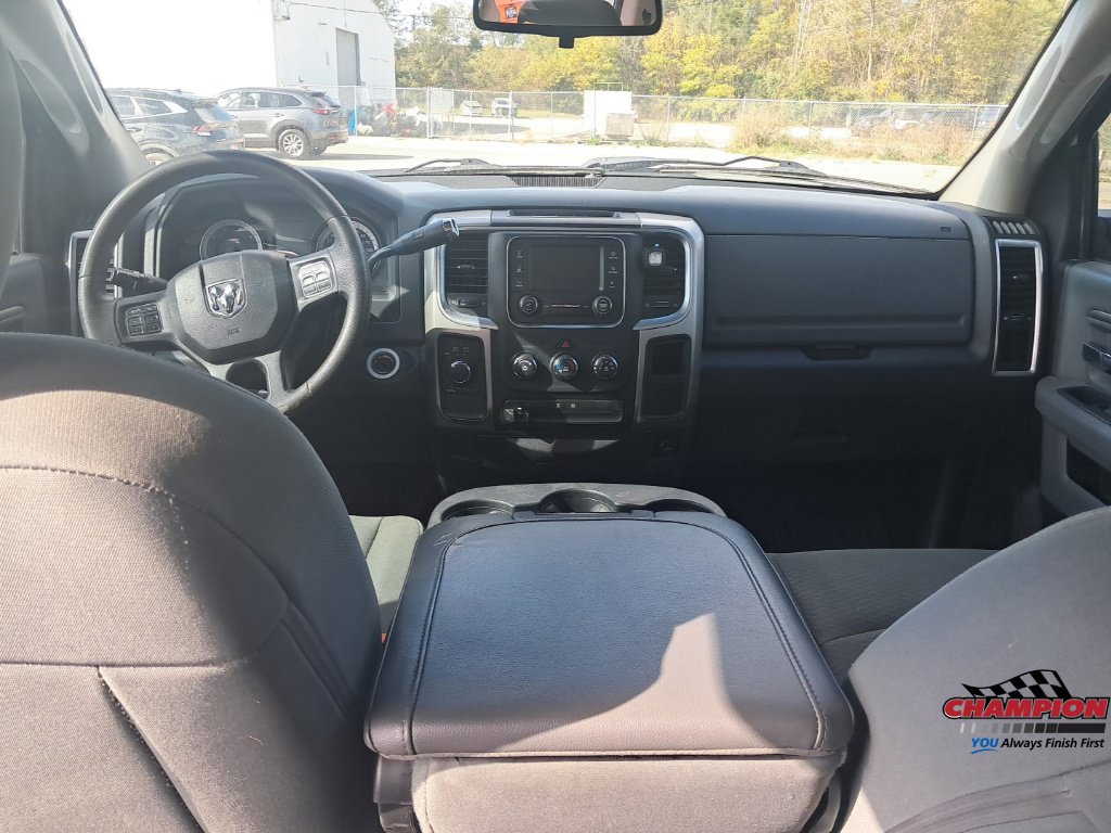Used 2016 RAM 2500 SLT AWD/4WD image 23