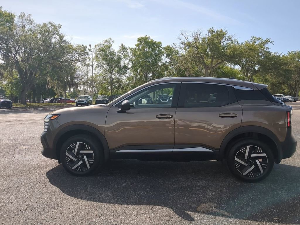 Used 2026 Nissan Kicks SV image 7