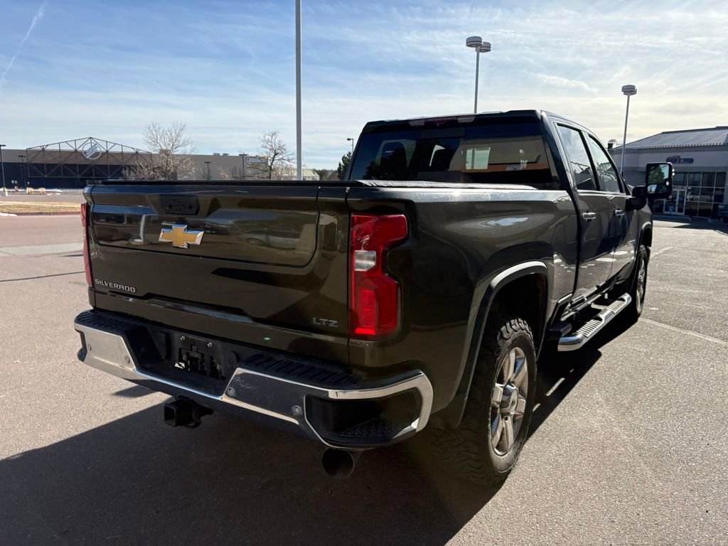 Used 2022 Chevrolet Silverado 2500 LTZ w/ LTZ Premium Package image 7