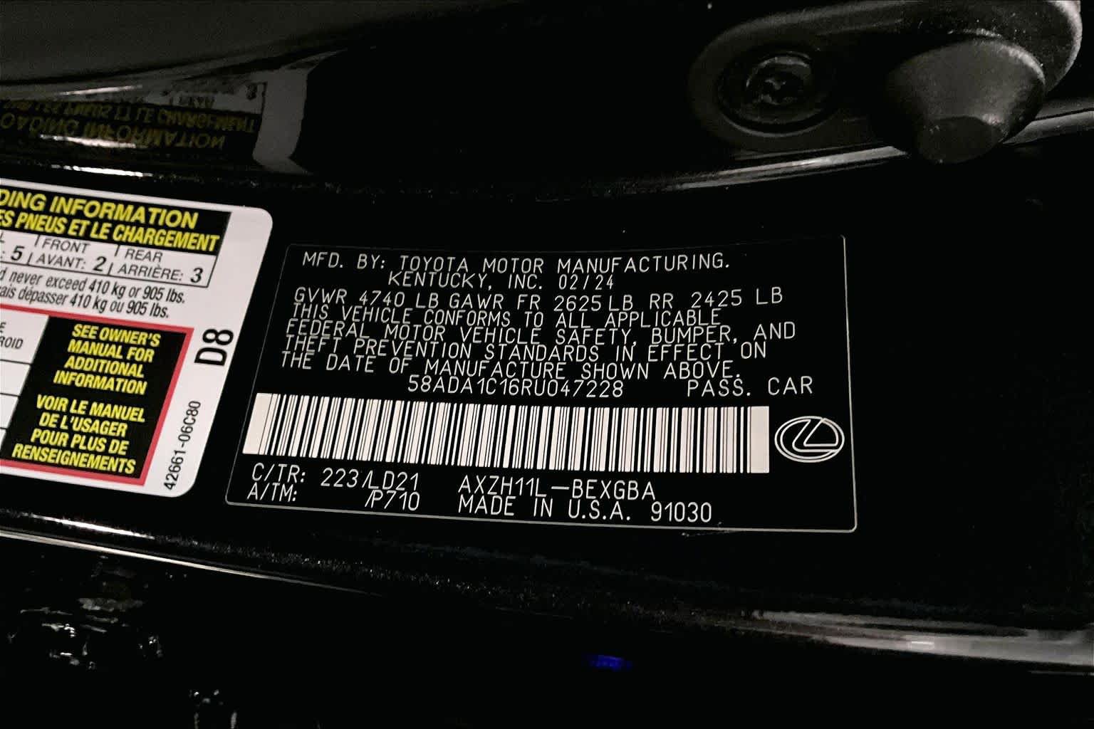 Used 2024 Lexus ES 300h w/ Premium Package FWD image 37