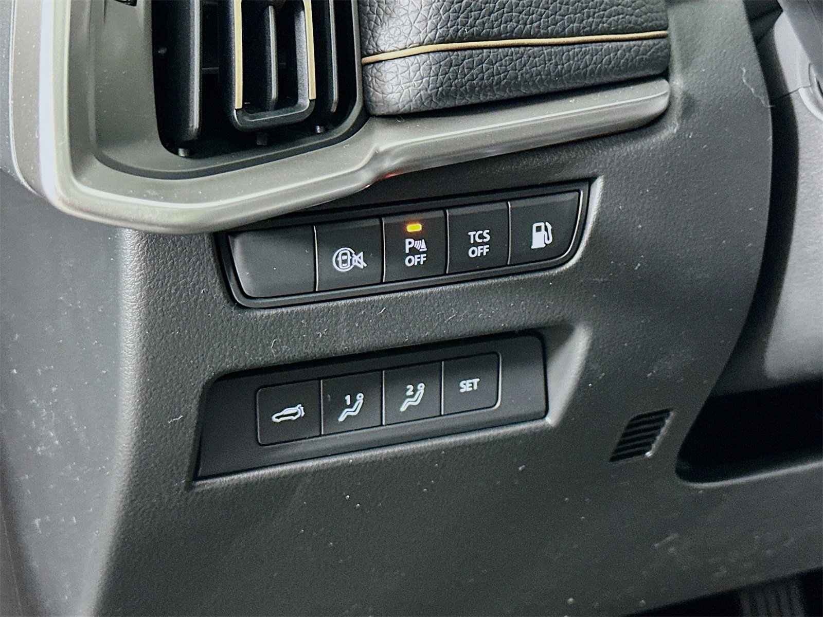 New 2026 MAZDA CX-90 Plug-In Hybrid w/ Preferred image 10