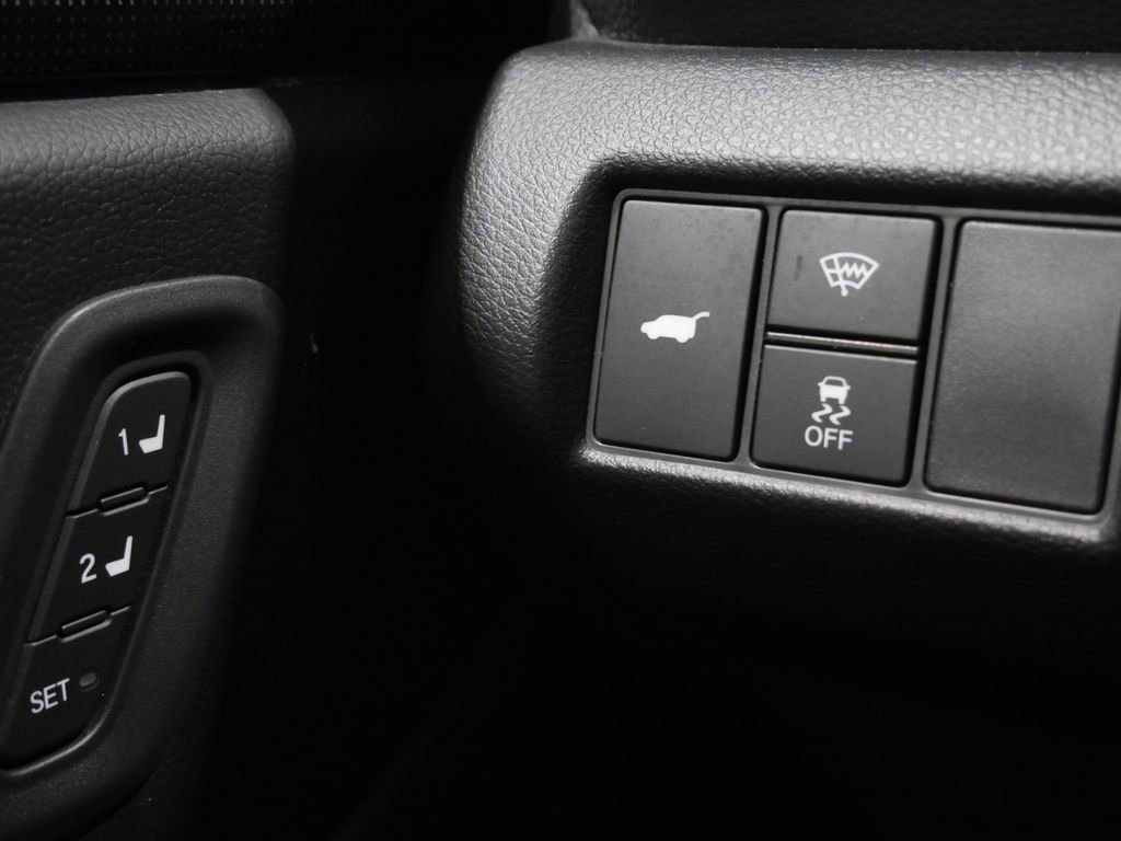 Used 2025 Honda Pilot Elite image 15