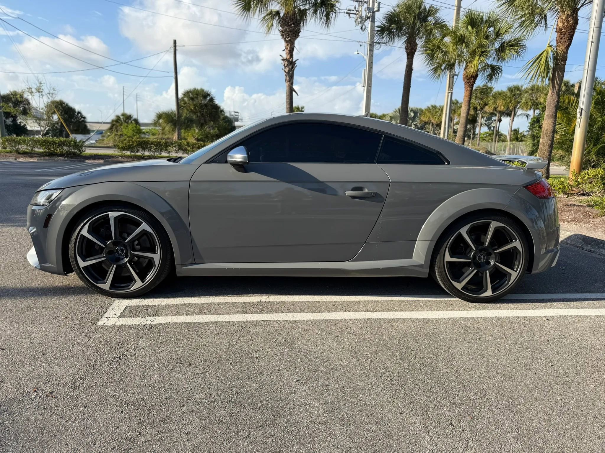 Used 2018 Audi TT RS AWD/4WD image 4