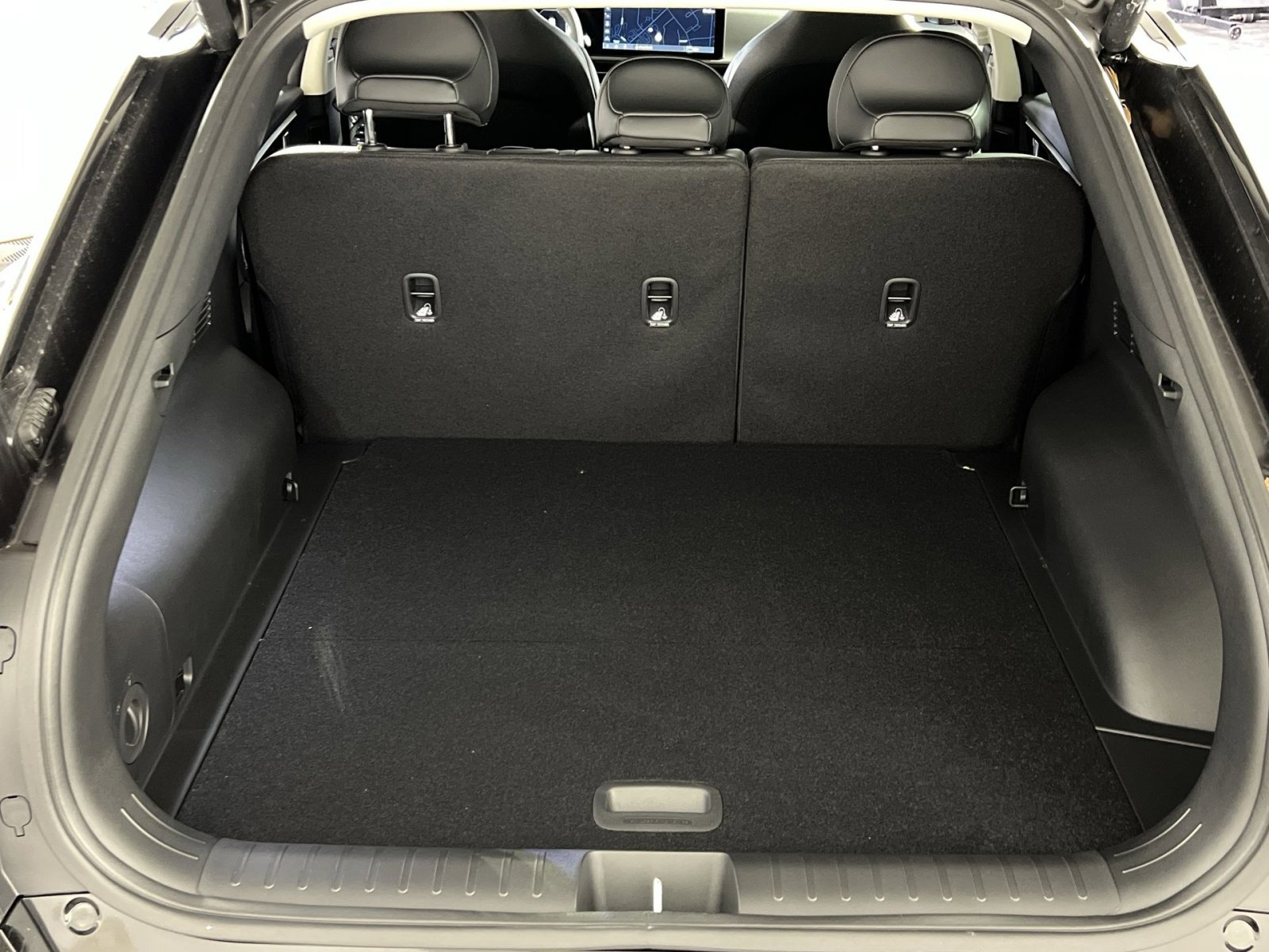 New 2025 Kia EV6 Wind AWD/4WD image 24
