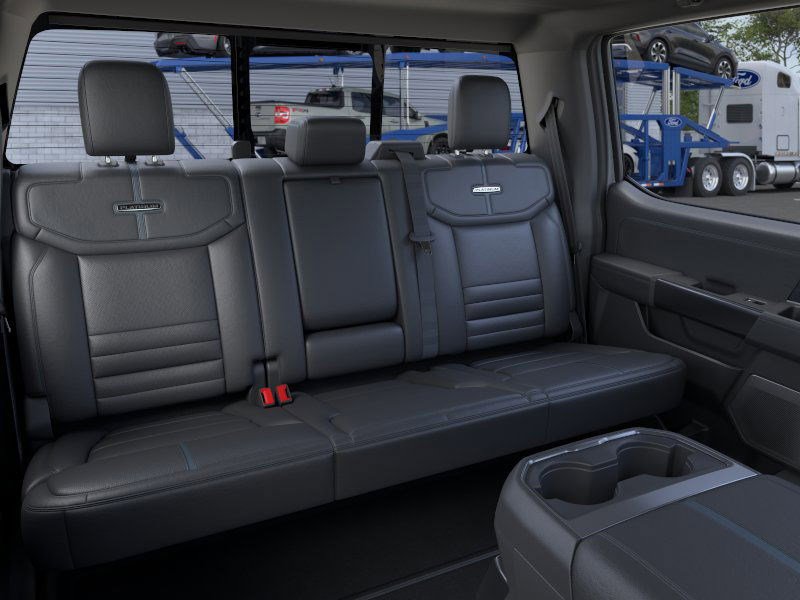 New 2026 Ford F450 Platinum w/ FX4 Off-Road Package image 10