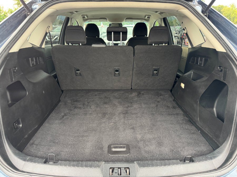 Used 2019 Ford Edge SE FWD image 17