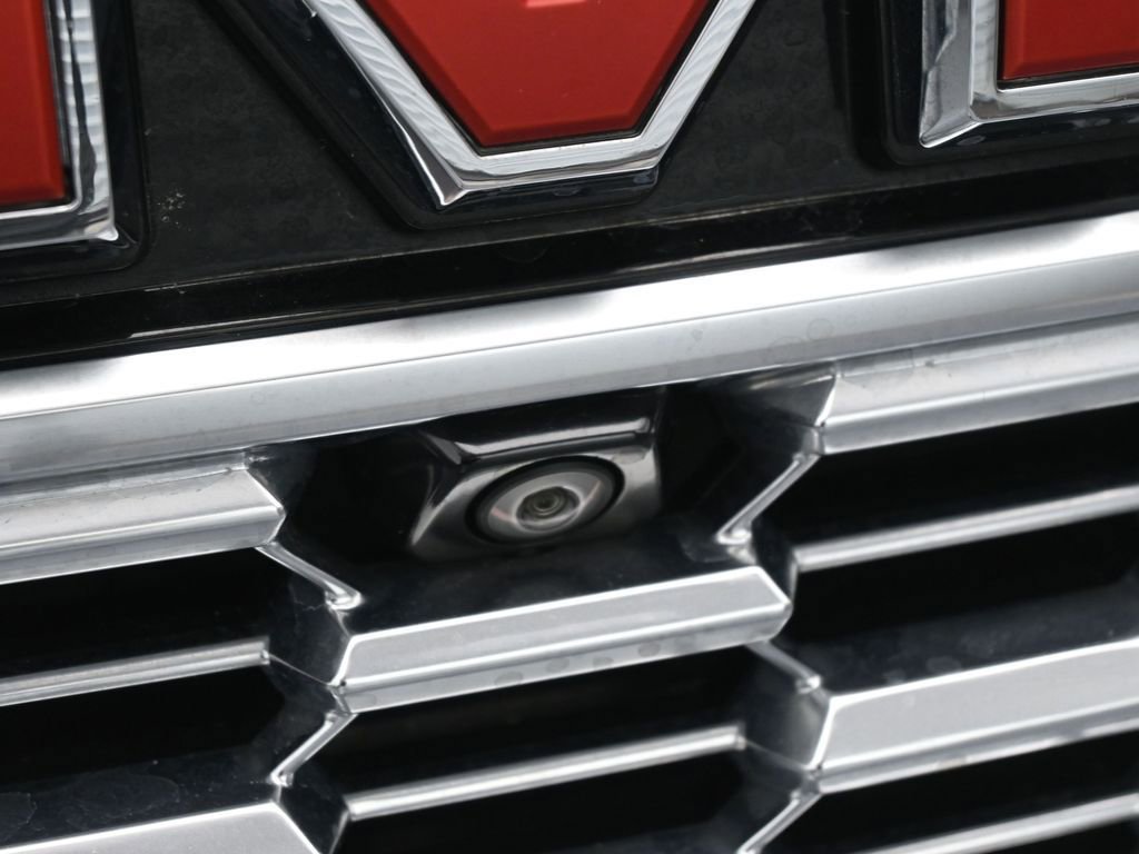 Used 2022 GMC Yukon Denali w/ Denali Premium Package image 58