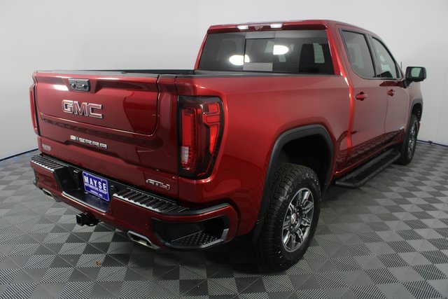 Used 2025 GMC Sierra 1500 AT4 w/ AT4 Premium Package image 30