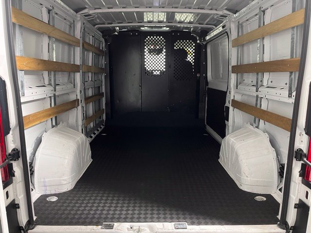 Used 2025 RAM ProMaster 2500 w/ U-Haul Equipment Group FWD image 35