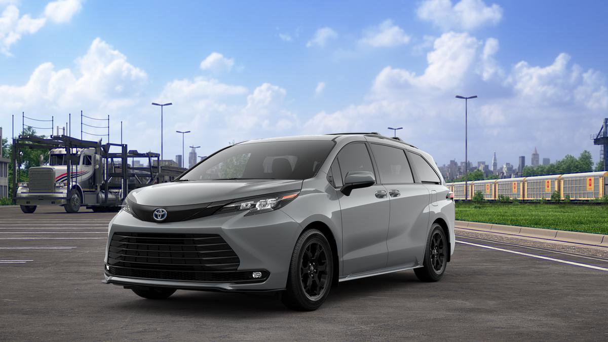 New 2025 Toyota Sienna XLE Woodland Edition