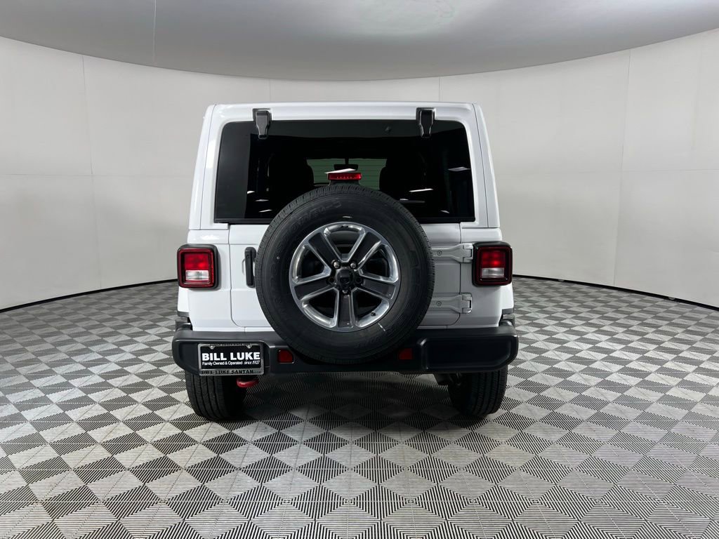 Used 2022 Jeep Wrangler Unlimited Sahara image 7