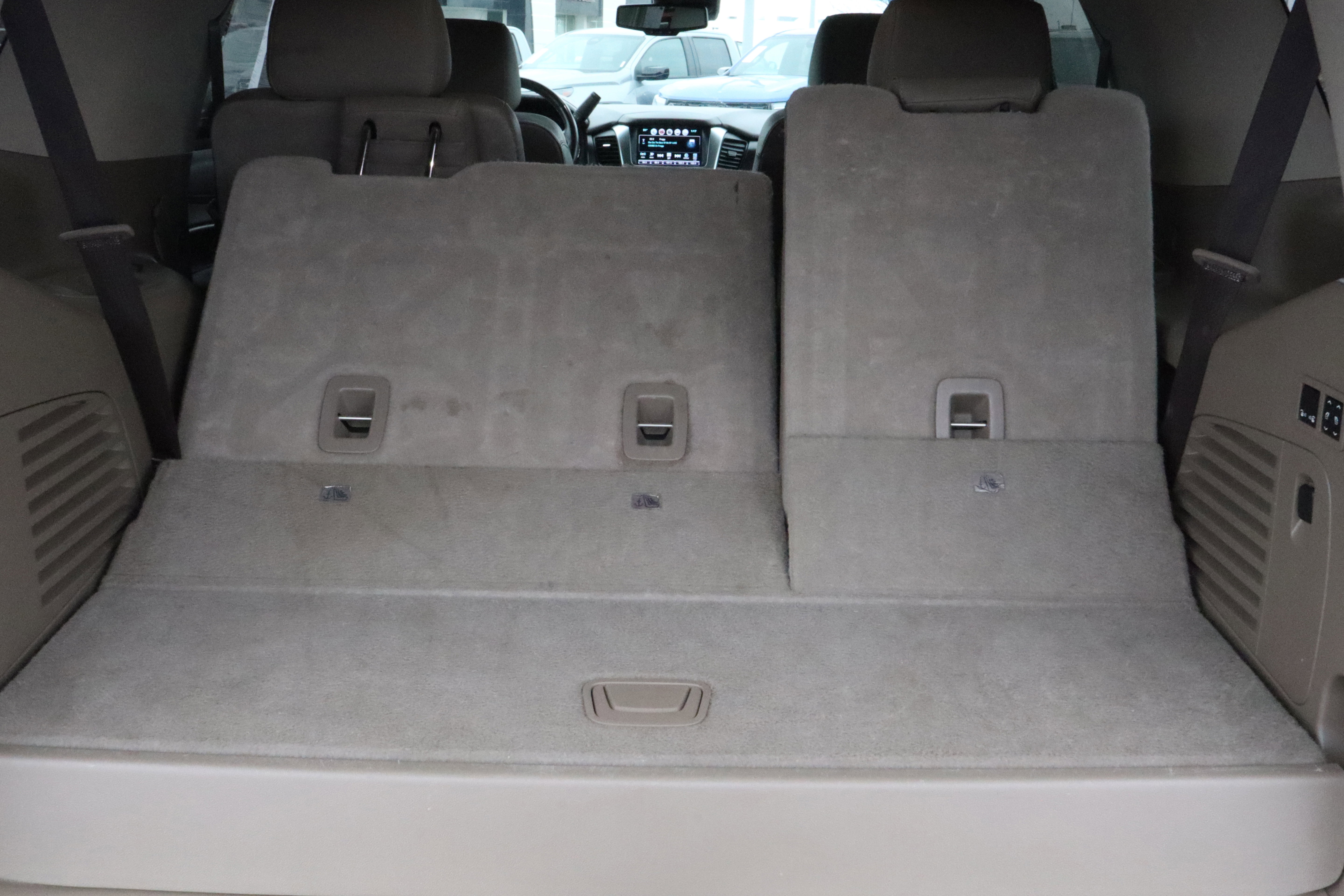 Used 2019 Chevrolet Tahoe Premier image 16