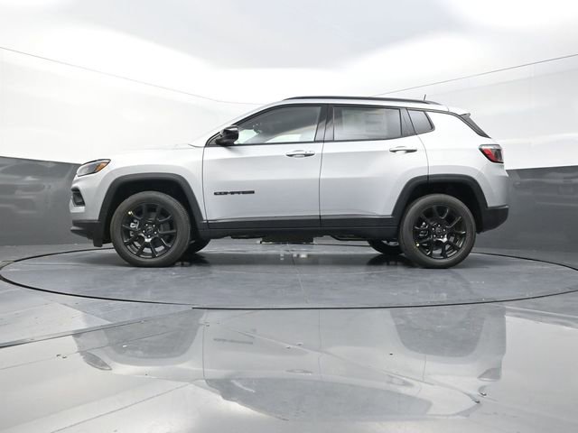 New 2026 Jeep Compass Latitude image 23
