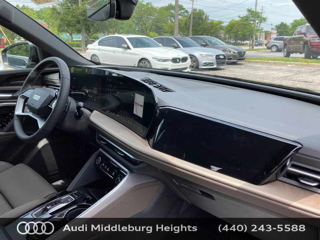 Certified 2025 Audi Q5 Premium Plus w/ Premium Plus image 19